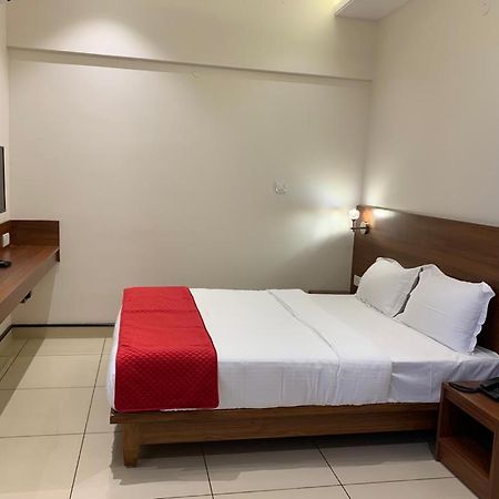 Jesta Residency Hotel Hassan Exterior photo